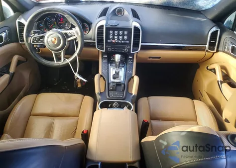 2018 Porsche Cayenne z USA, uszkodzony, nr VIN WP1AA2A27JKA04306